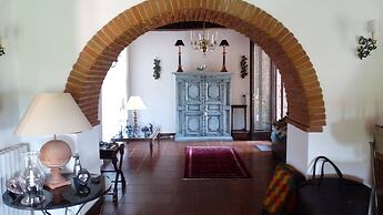 Luxury Privacy in the Heart of Tuscany