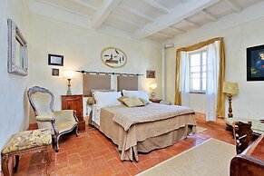 Luxury Privacy in the Heart of Tuscany