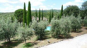 Luxury Privacy in the Heart of Tuscany