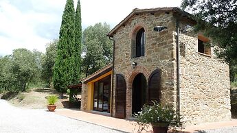 Luxury Privacy in the Heart of Tuscany