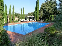 Luxury Privacy in the Heart of Tuscany