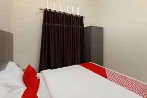 OYO 1694 Pariban Homestay