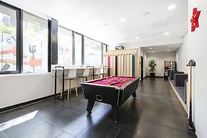 Yugo Explore - Broadstone Hall