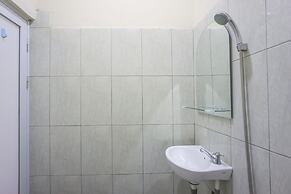 Super OYO 1696 Sapo Rumbia