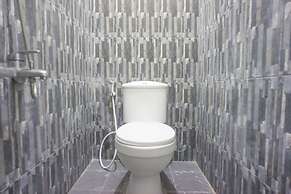 Super OYO 1696 Sapo Rumbia