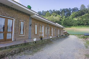 Super OYO 1696 Sapo Rumbia