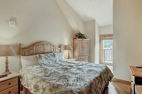 2311 Red Hawk Lodge 2 Bedroom Condo by RedAwning