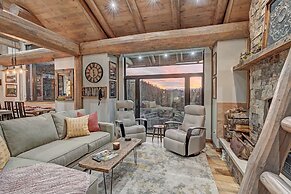 Skyrun 2 Bedroom Cabin by RedAwning