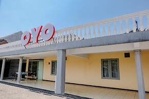 OYO 1289 Cbr Residence