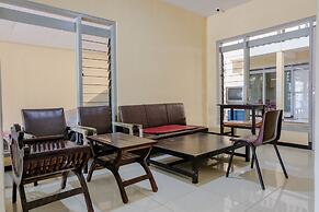 OYO 1289 Cbr Residence