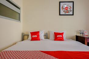 OYO 1289 Cbr Residence