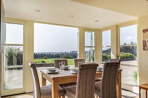 Tregoninny Vineyard and Woodland Farmhouse