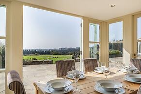 Tregoninny Vineyard and Woodland Farmhouse