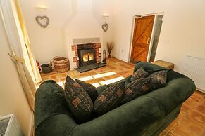 Tregoninny Vineyard and Woodland Farmhouse