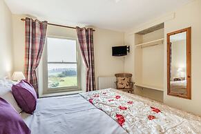 Tregoninny Vineyard and Woodland Farmhouse