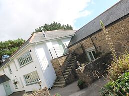 Tregoninny Vineyard and Woodland Farmhouse