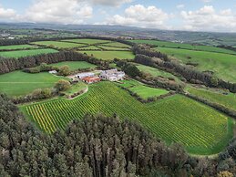 Tregoninny Vineyard and Woodland Farmhouse
