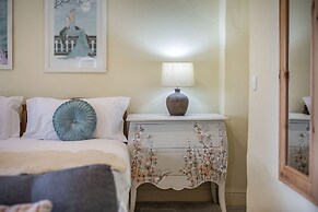 Tregoninny Vineyard and Woodland Farmhouse