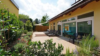 Balaton Colors Beach Hotel