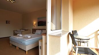 Balaton Colors Beach Hotel