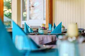 Balaton Colors Beach Hotel