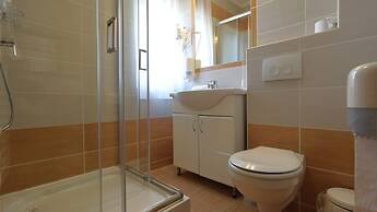 Balaton Colors Beach Hotel