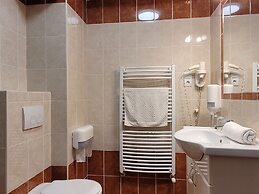 Balaton Colors Beach Hotel