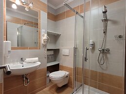 Balaton Colors Beach Hotel