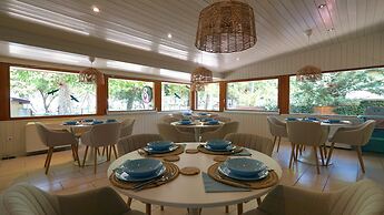 Balaton Colors Beach Hotel