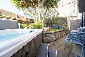 Antrim House Guest Rooms & Suites