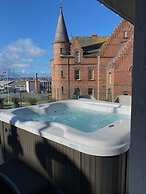 Antrim House Suites with private Jacuzzi Hot Tubs - Adults Only