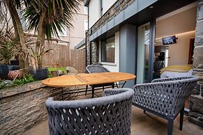 Antrim House Guest Rooms & Suites
