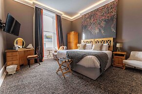 Antrim House Guest Rooms & Suites