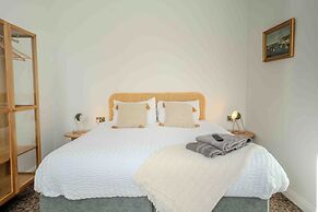 Antrim House Guest Rooms & Suites