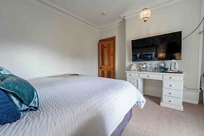 Antrim House Guest Rooms & Suites