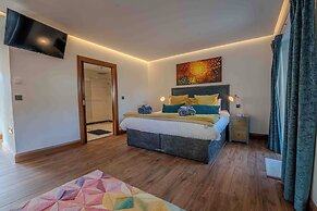 Antrim House Guest Rooms & Suites