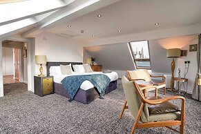 Antrim House Guest Rooms & Suites