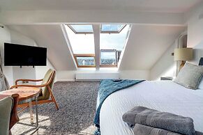 Antrim House Guest Rooms & Suites