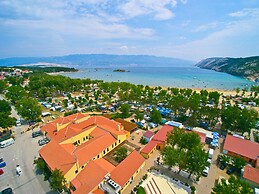 Victoria Mobilehome San Marino Resort