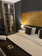42 Apart-hotel