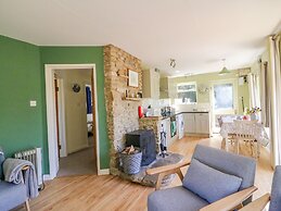 Fossil And The Cross Cottage