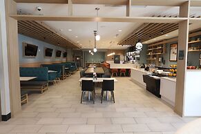 Holiday Inn Hotel And Suites Hopkinsville - Convention Ctr by IHG