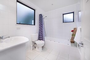 Goldfield Holiday Home