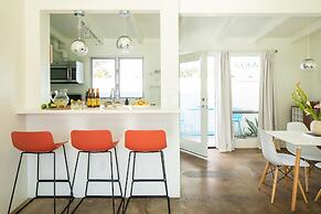 The Wesley by AvantStay – Mid-Century Modern Oasis with Pool