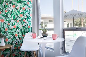 The Wesley by AvantStay – Mid-Century Modern Oasis with Pool