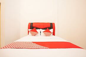 OYO 1978 Pondok Indah Residence