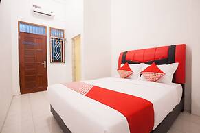 OYO 1978 Pondok Indah Residence