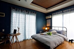 Luna in Jeju Pension