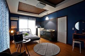 Luna in Jeju Pension