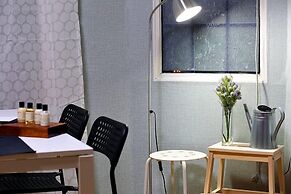 Luna in Jeju Pension